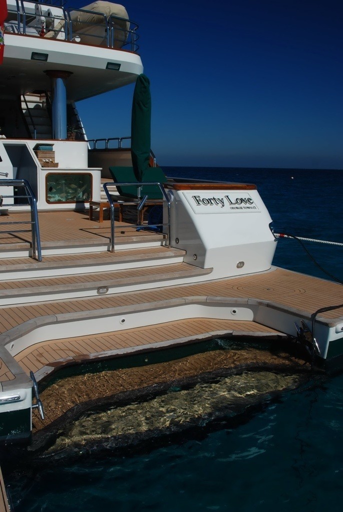 Yacht FORTY LOVE, WEST COAST CUSTOM CHARTERWORLD Luxury Superyacht